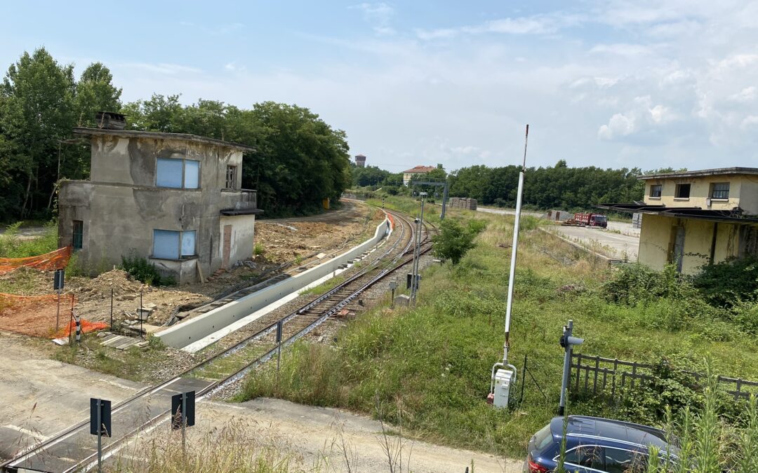 SISTEMAZIONE E RICOSTRUZIONE CUNETTE, MURO DI CONTENIMENTO E ATTRAVERSAMENTO TRATTA